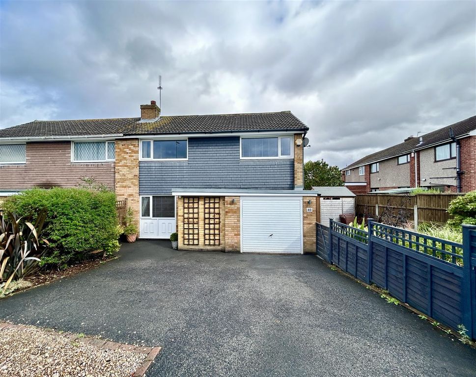 Property photo 1 of 31