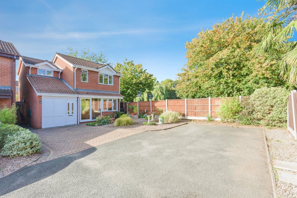 Property photo 2 of 17