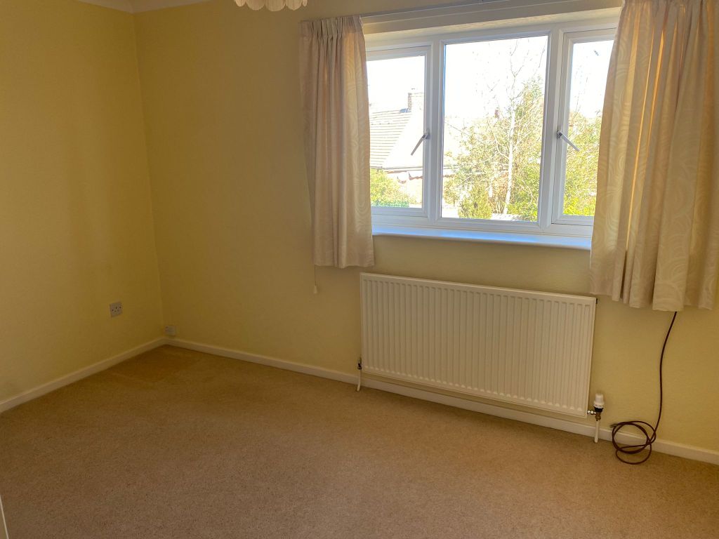 Property photo 3 of 6 Bedroom 1