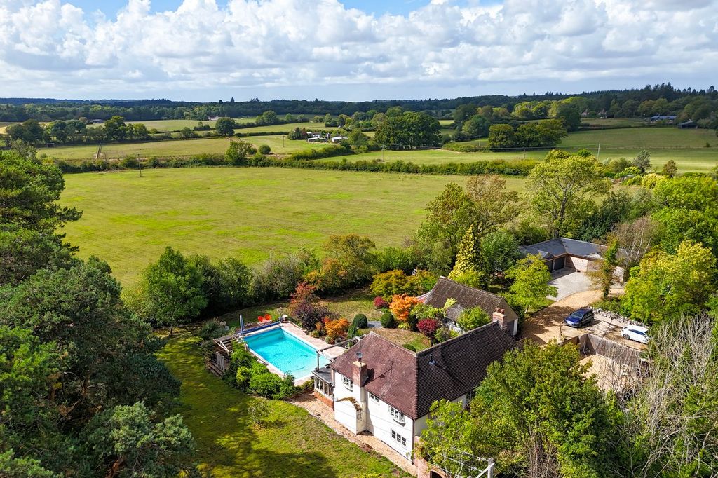 Property photo 1 of 33