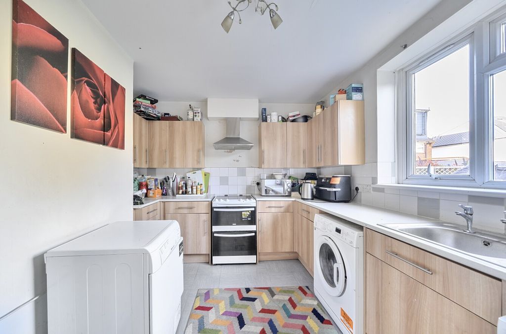 Property photo 2 of 15 4458934