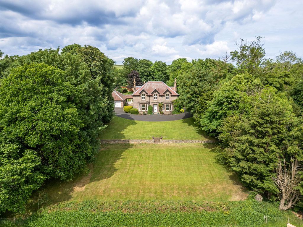 Property photo 3 of 33 Image