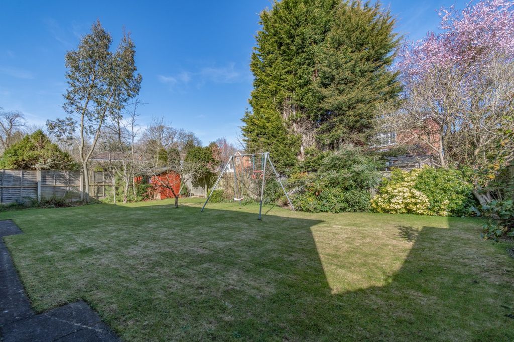 Property photo 3 of 22 Picture No. 42