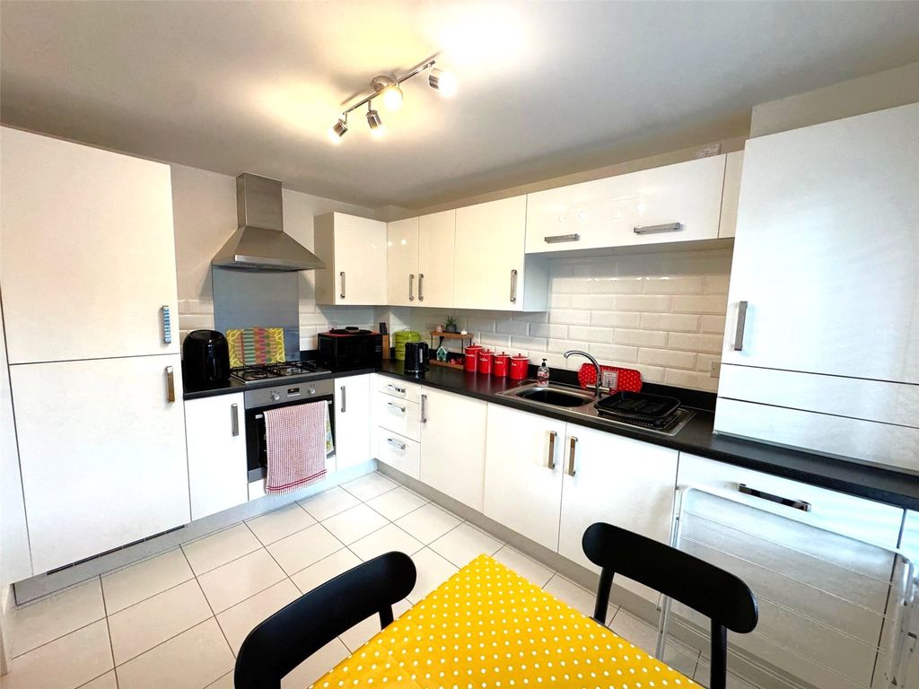 Property photo 3 of 11 Picture No. 04