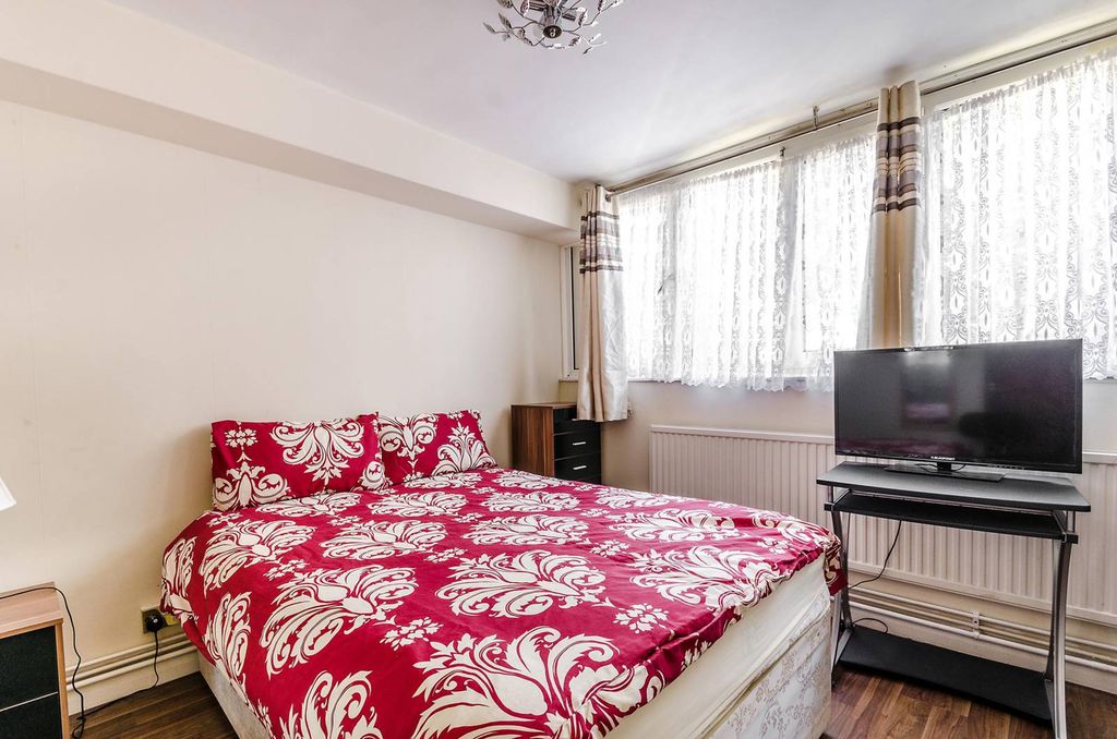 Property photo 3 of 13