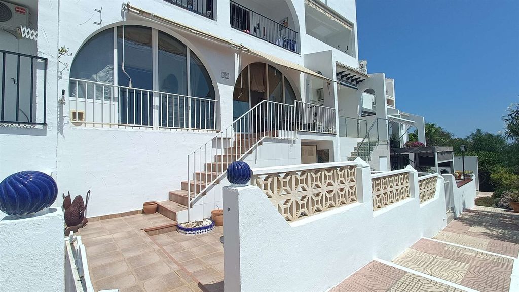 Property photo 1 of 25 Ground Floor Apartment With Breathtaking Views