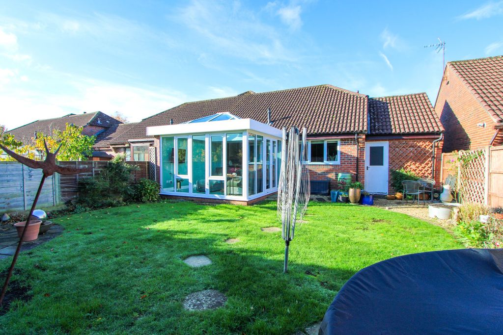 Property photo 2 of 22