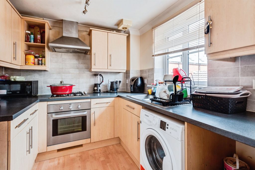 Property photo 2 of 12