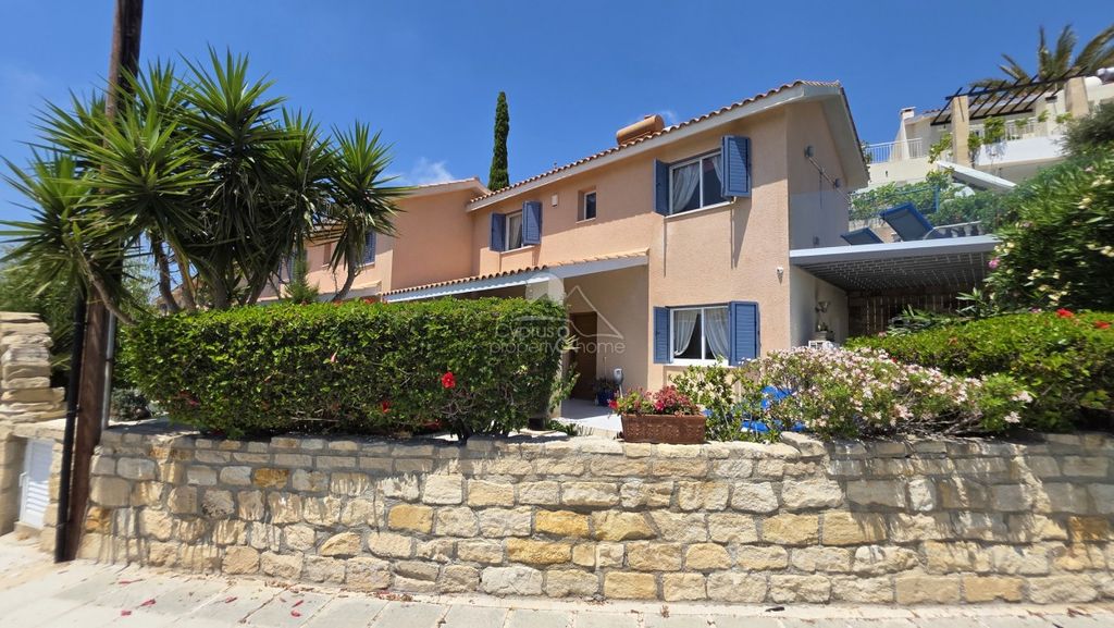 Property photo 1 of 39