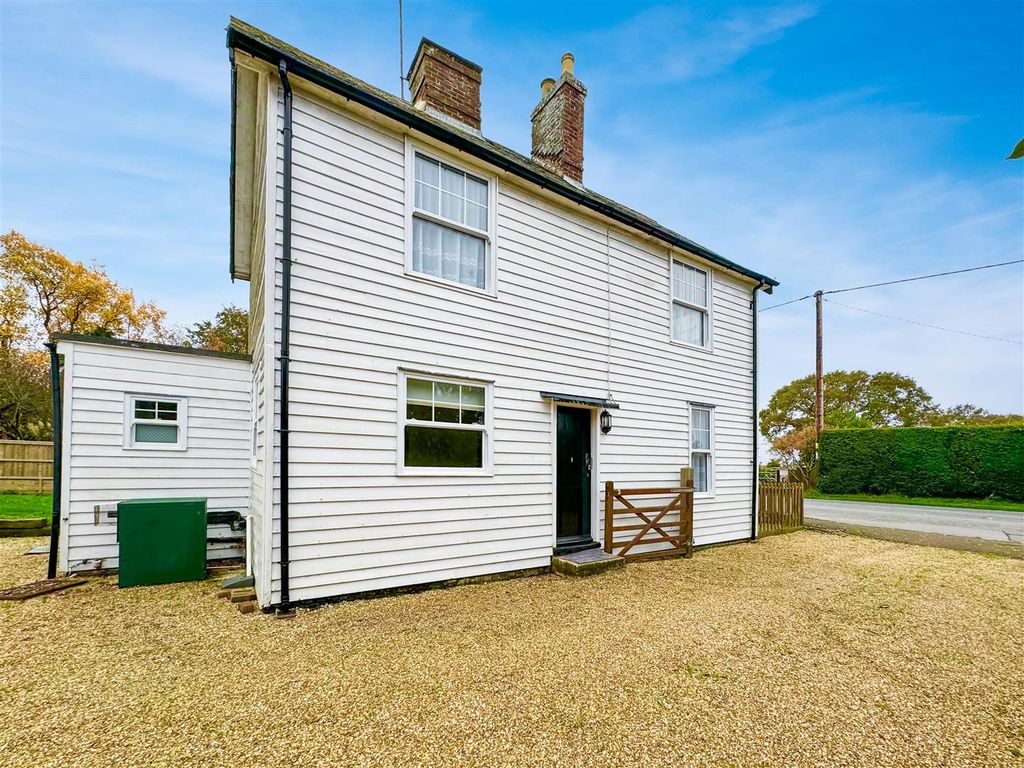 Property photo 1 of 13 External