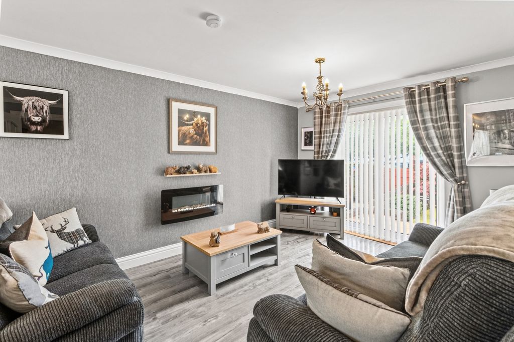 Property photo 2 of 21 4980145