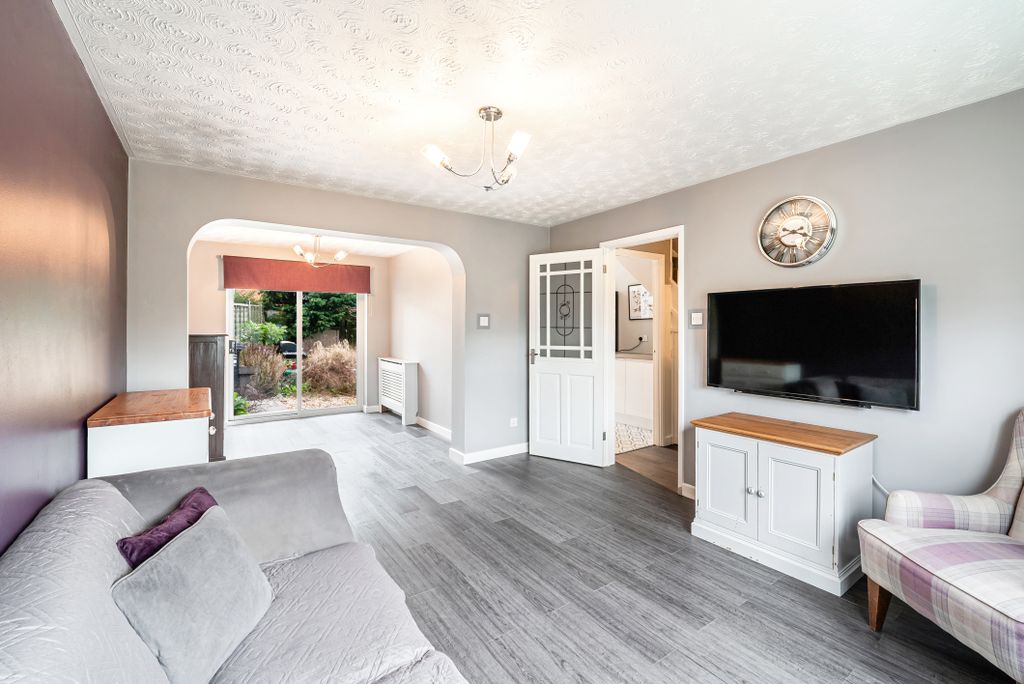 Property photo 2 of 18 Gallery