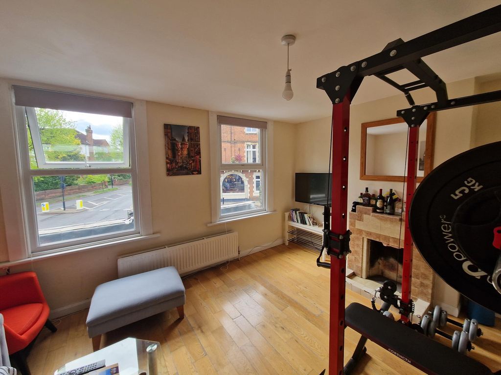 Property photo 3 of 7