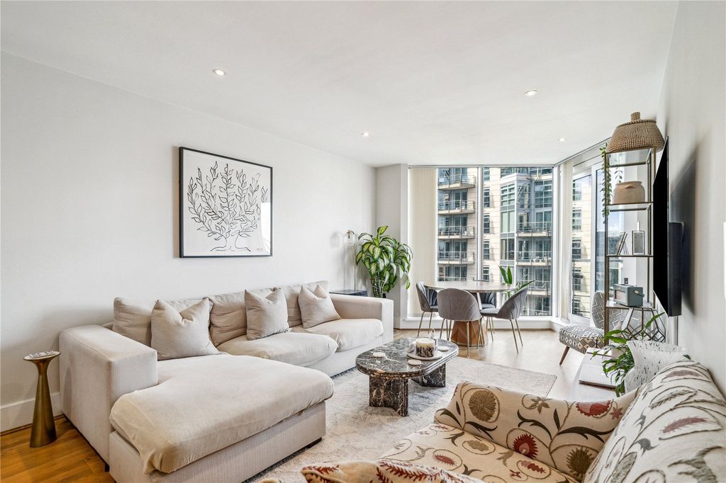 Property photo 1 of 10 Reception Room