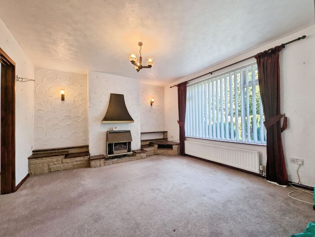 Property photo 3 of 10 Photo 8
