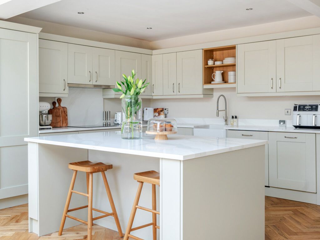 Property photo 3 of 35 1467305-28-6A16E4...