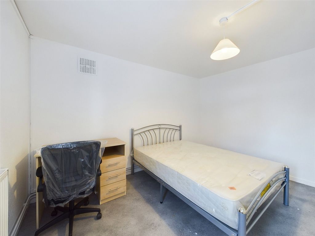 Property photo 3 of 12 Picture No. 09