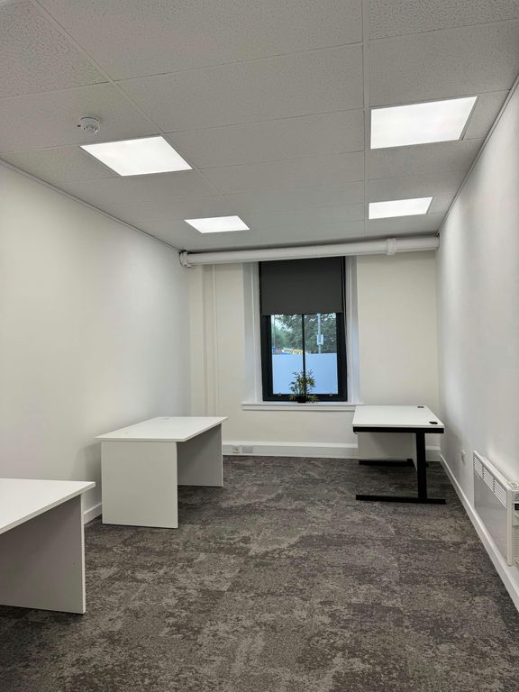 Property photo 3 of 8 Internal Office Image 2.Jpg