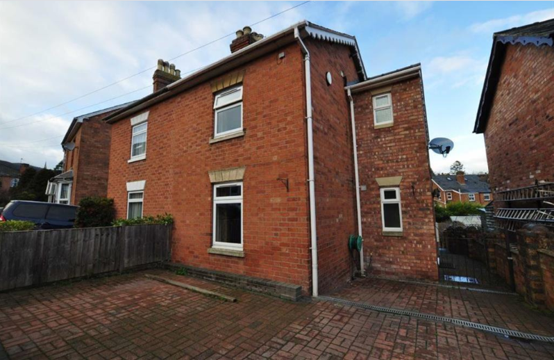 Property photo 1 of 10