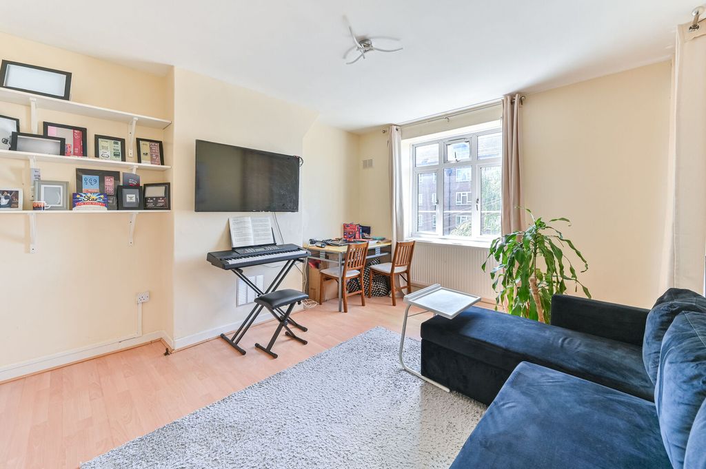 Property photo 2 of 16