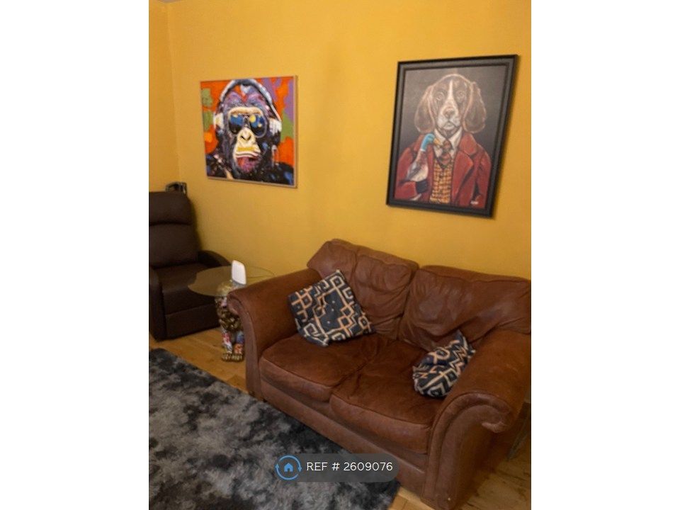 Property photo 1 of 12 Kitchen/Living Room 1