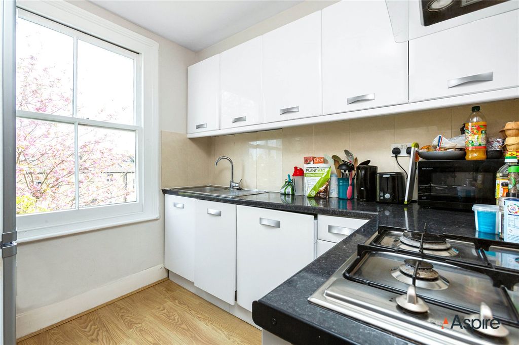 Property photo 2 of 9 Picture No. 05