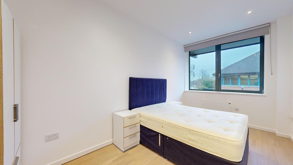 Property photo 3 of 11 Bedroom