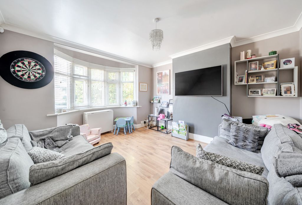 Property photo 1 of 10 1332401-2-689F391...