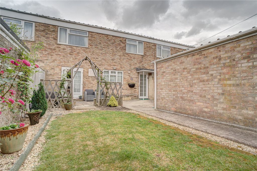 Property photo 2 of 8 Picture No. 02