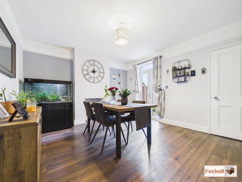 Property photo 3 of 22 Dining Room