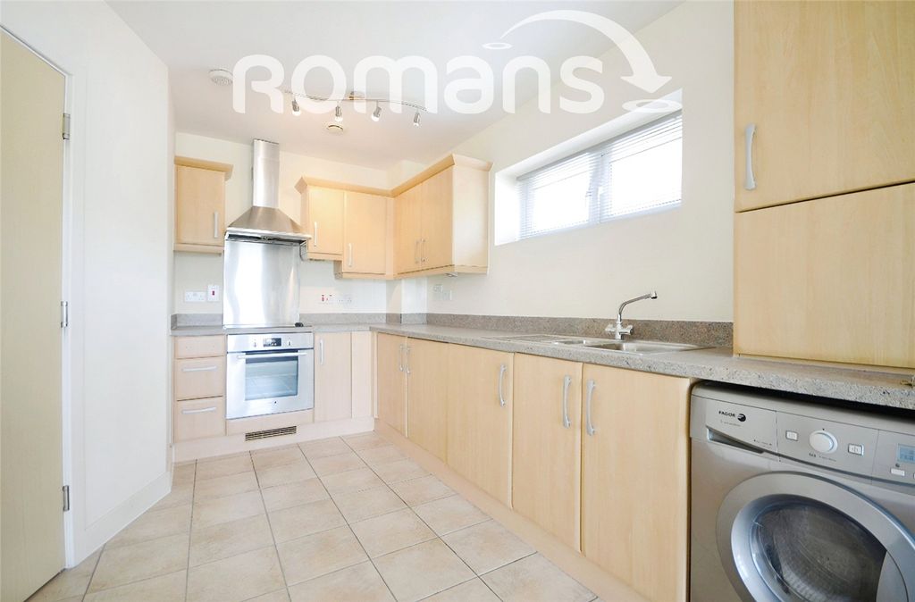 Property photo 3 of 6 Picture No. 11