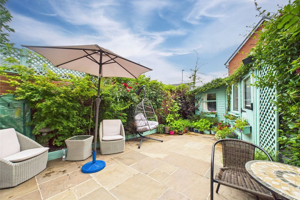 Property photo 3 of 17 Picture No. 25