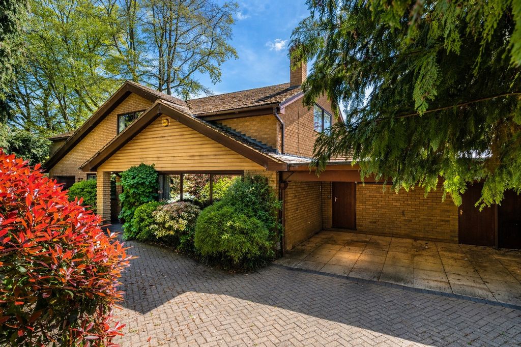 Property photo 1 of 23