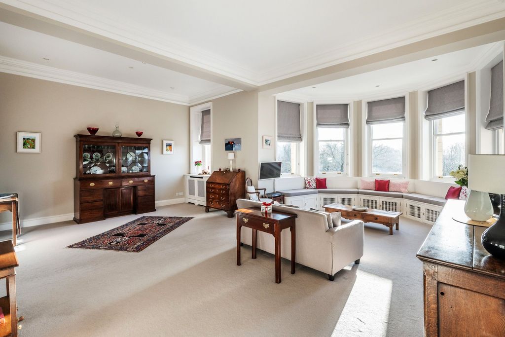 Property photo 3 of 45 Picture No. 94