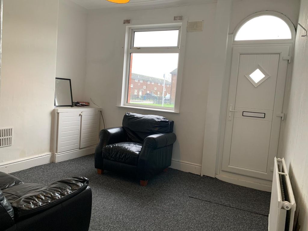 Property photo 2 of 15 Unknown