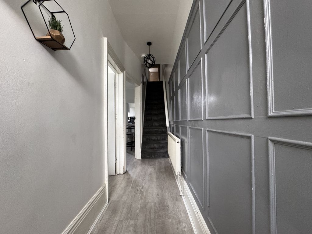 Property photo 2 of 10 Img_2208