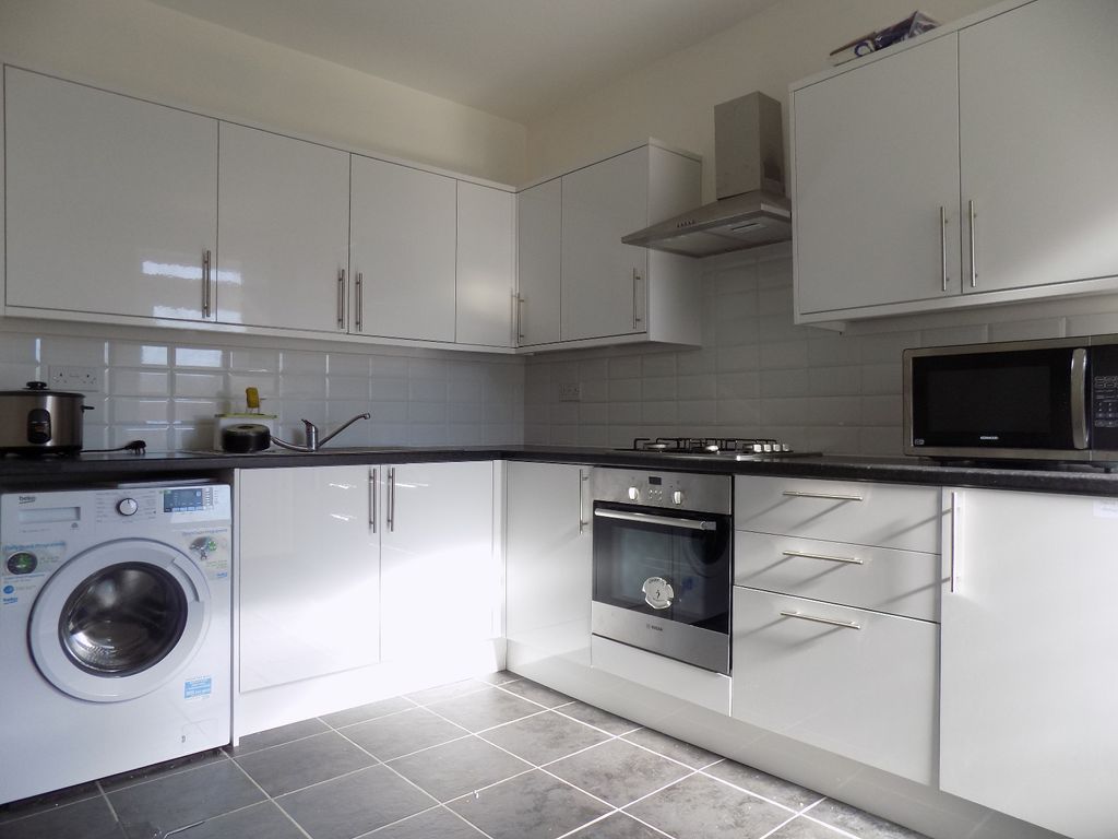 Property photo 2 of 8 3669