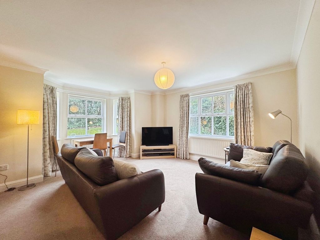 Property photo 2 of 12 Picture No. 10