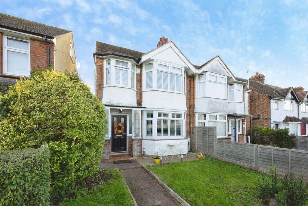 Property photo 1 of 38