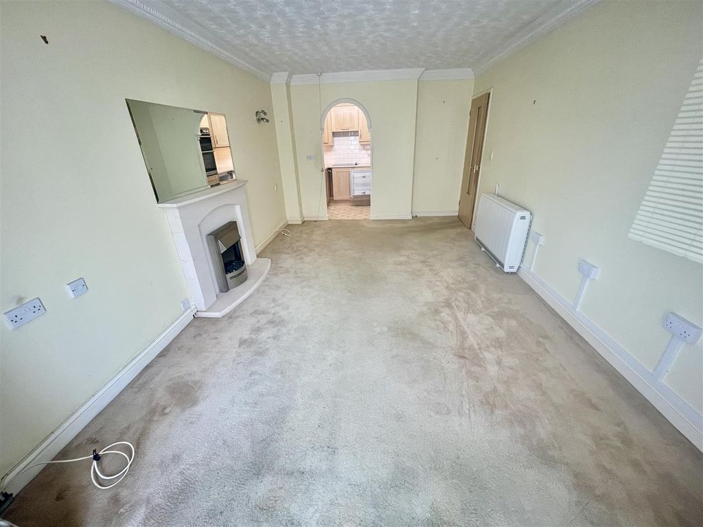 Property photo 3 of 16 Fullsizerender.Jpeg