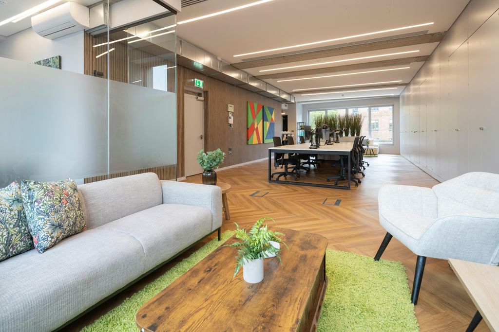 Property photo 3 of 8 MC42141312Hr.Jpg