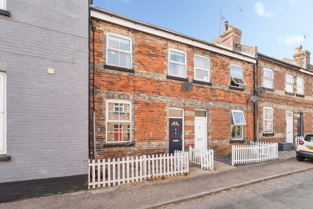 Property photo 1 of 16 Pbox-Img.Jpg