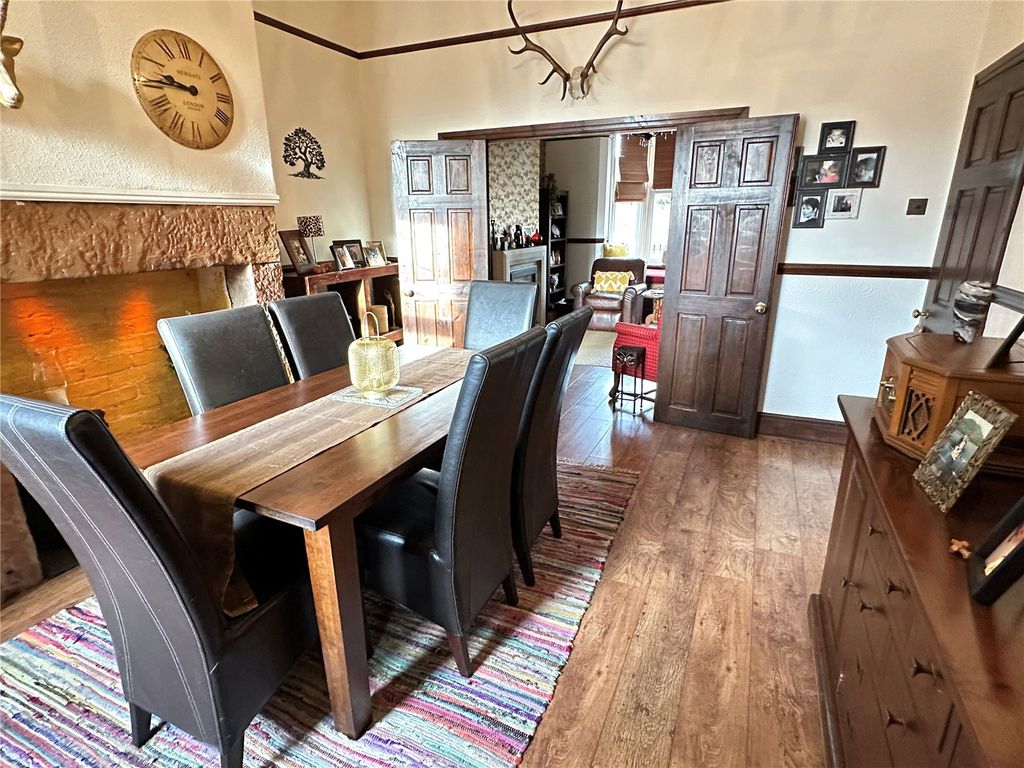 Property photo 3 of 25 Picture No. 34