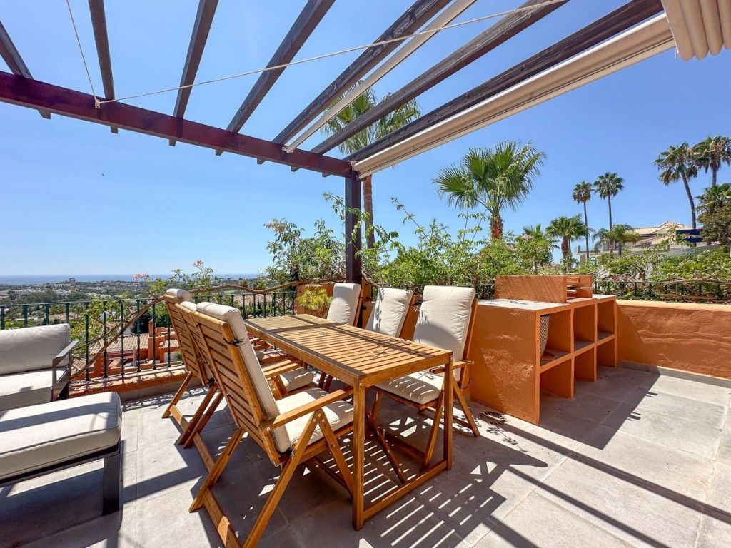 Property photo 2 of 20 Terrace 3