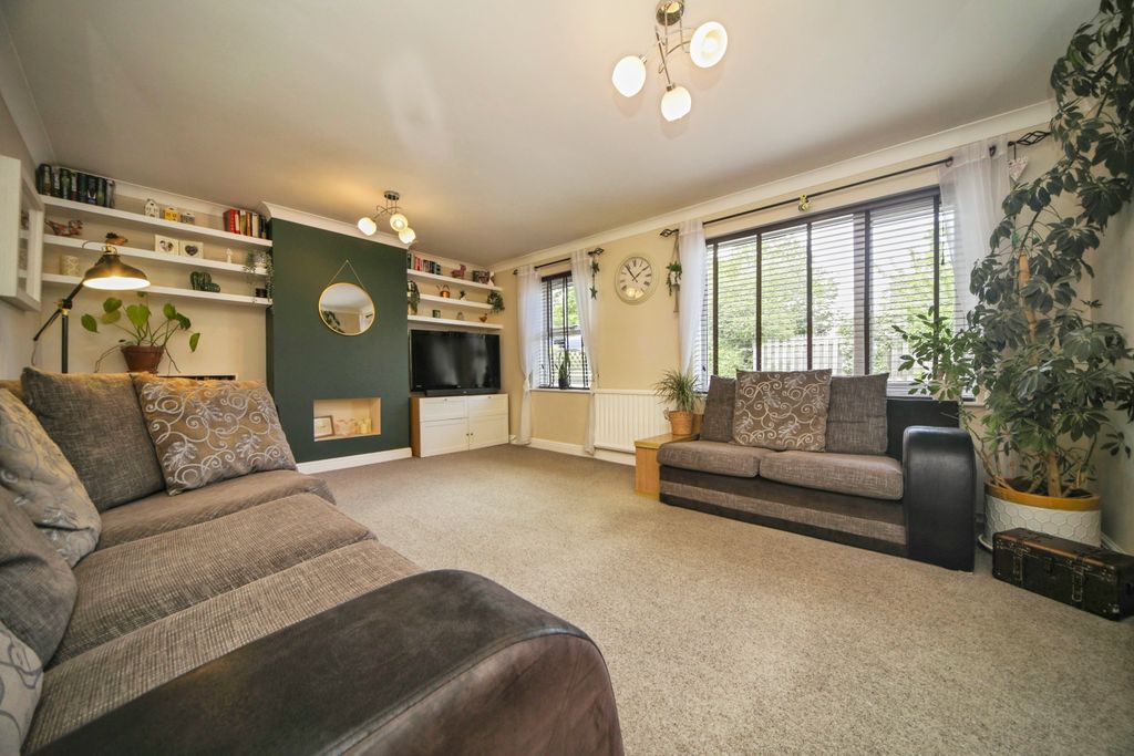 Property photo 2 of 24 9T5A8085