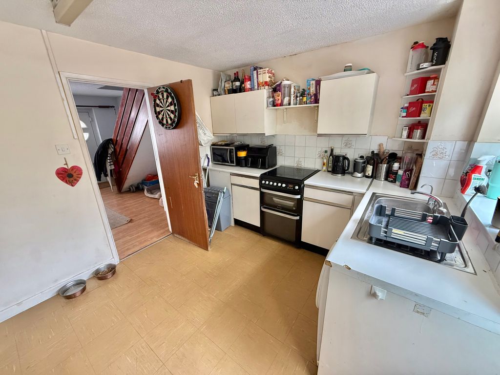 Property photo 3 of 9 Img_4452