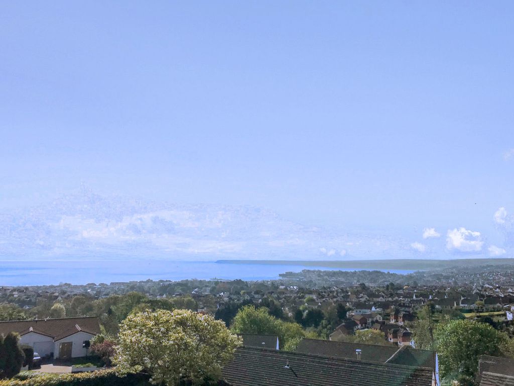 Property photo 1 of 27