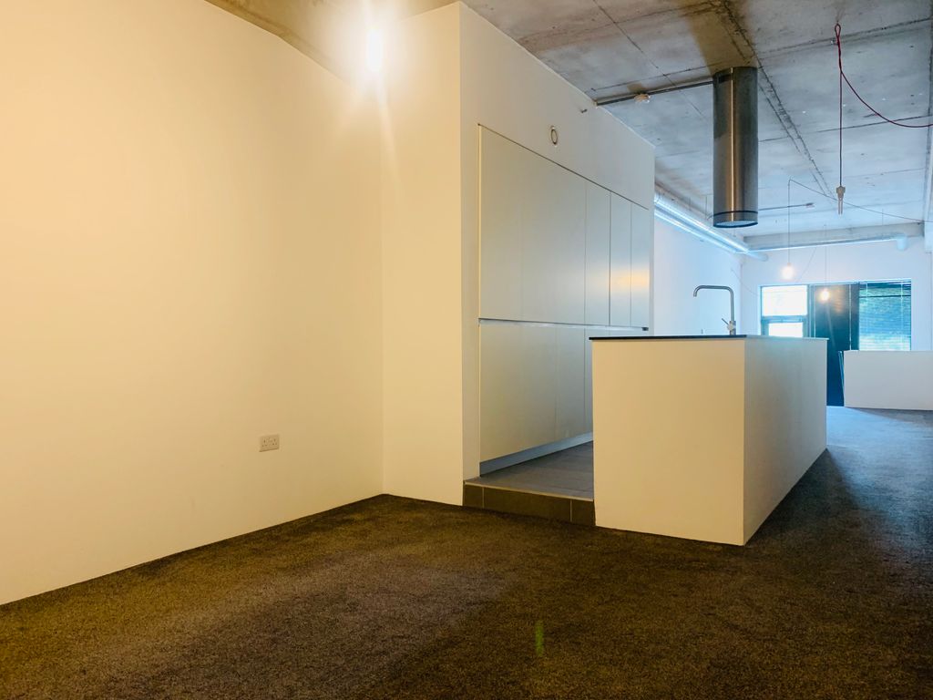 Property photo 3 of 13 3