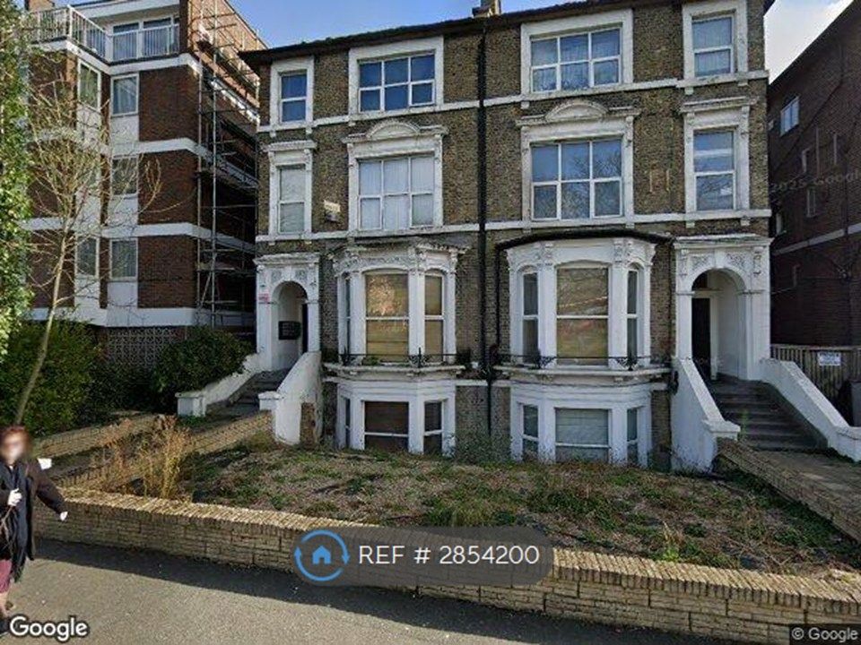 Property photo 1 of 3