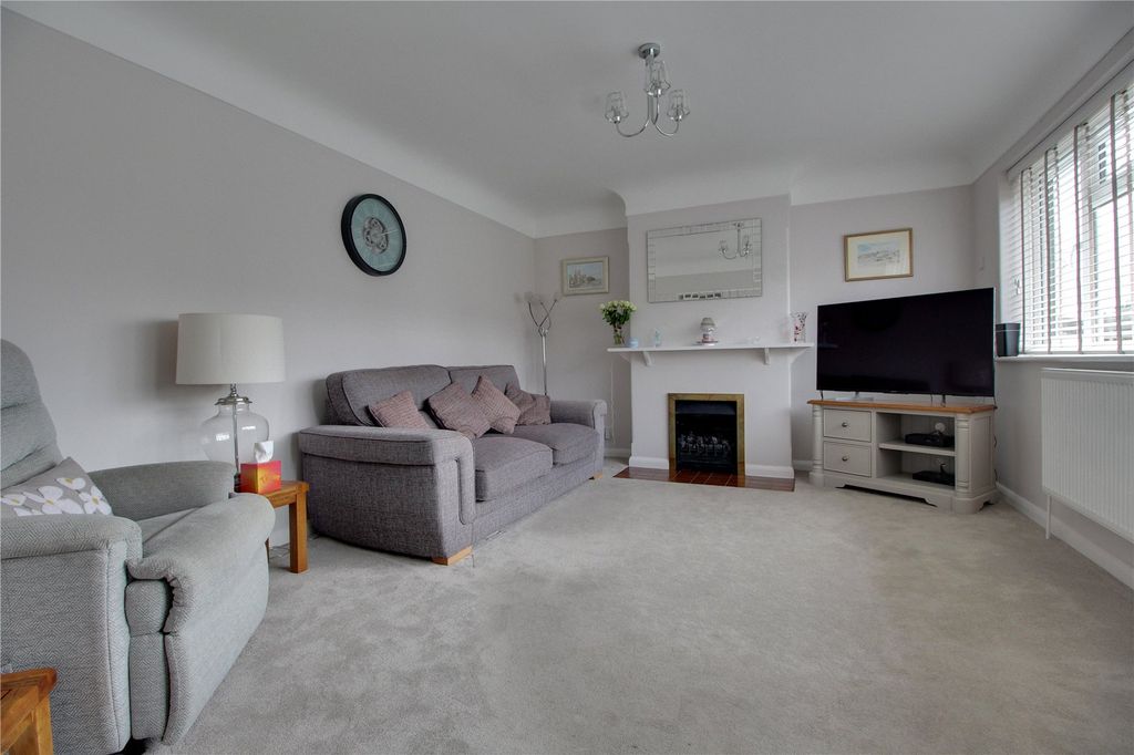 Property photo 2 of 13 Picture No. 31